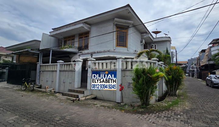 For Sale Hook House, 2 Floors, Good Condition, Flood-Free, Strategic Location, Sunter.