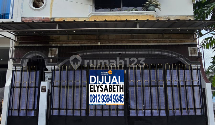 For Sale: 2-Storey House, Excellent Condition, Flood-Free, Strategic Location, Cempaka Putih