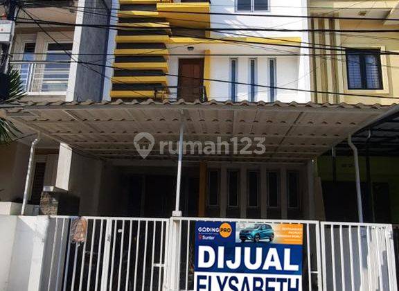 Dijual Cepat Rumah 3 Lt, Bagus, Bebas Banjir, Dekat Mal Kelapa Gading 1