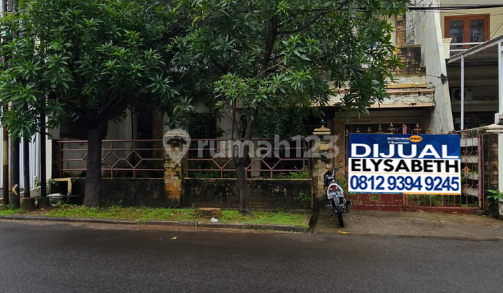 Dijual Rumah 2 lt, Asri, Nyaman, Bagus, Row Jalan 3 Mbl, Kelapa Gading 1