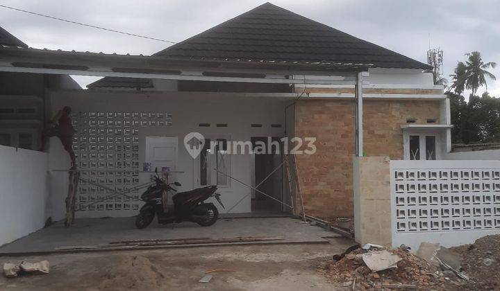 RUMAH EXLUSIVE DI PADANG KOTA DEKAT MASJID RAYA PADANG TANAH LUAS 1