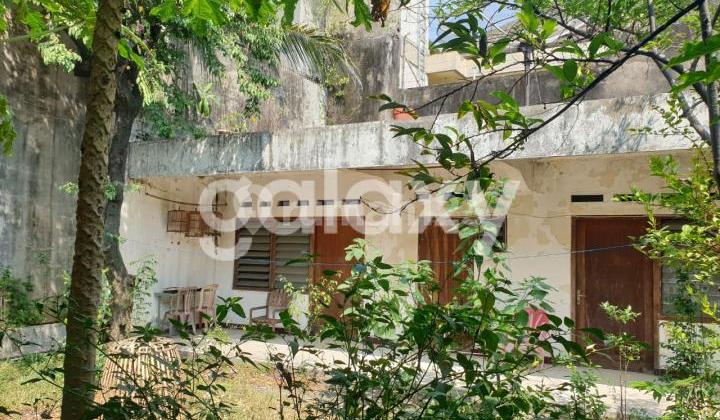 Rumah Hitung tanah di Menteng