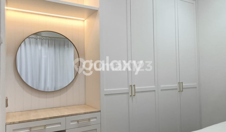 Rumah Puri Botanical 3 Lantai 3 KT 4 KM Semi Furnished Rumah Puri Botanical 3 Lantai 3 KT 4 KM Semi Furnished