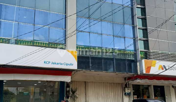 For Rent: 3-Story Shop House in Ciledug, Kebayoran Lama 2