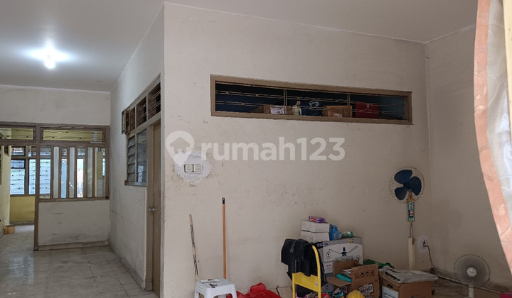 Tanah Abang Rumah Tua Dalam Komplek Perumahan Tanah Abang Rumah Tua Dalam Komplek Perumahan