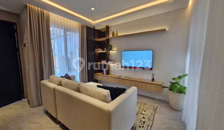 Dijual Rumah Cantik Taman Aries 1.9 M