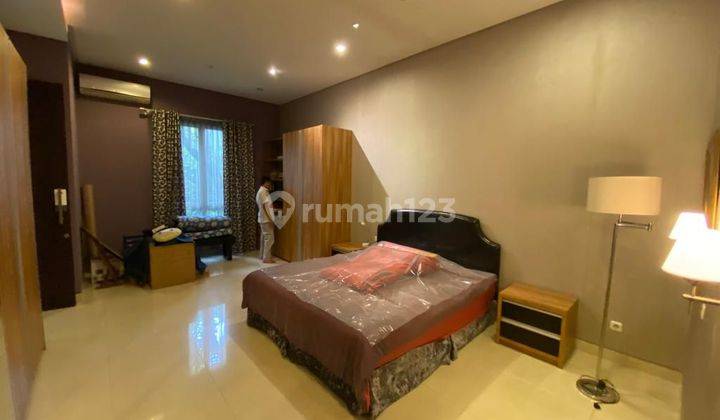 Dijual Rumah Mewah Semi Furnish di Duren Tiga Jakarta Selatan 2