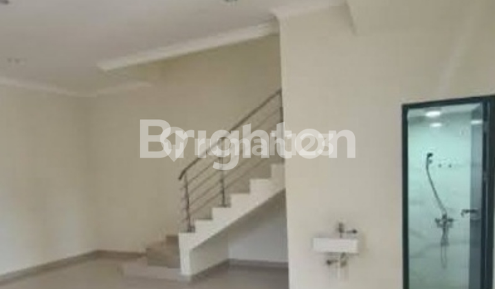 Corner House, Unit B, Single Gate, in Sutorejo Mulyosari, Bhaskara 2