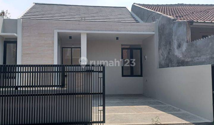 Rumah Bagus Minimalis di Taman Holis Indah Bandung 1