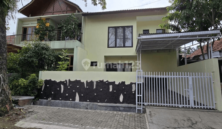 Rumah Asri di Area Strategis Sayap Cilaki Bandung Kota 1