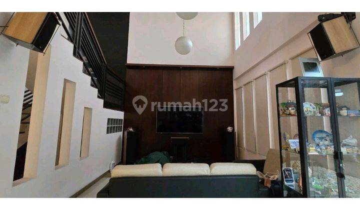 Rumah Cantik Minimalis Di Pusat Kota Sayap Pajajaran Full Furnished 1