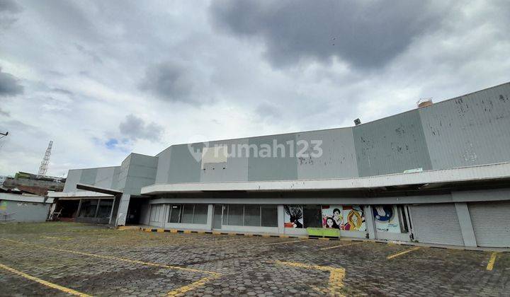 Dijual Tanah Mainroad Jl.PHH Mustofa
Dekat Gedung Sate Lokasi Strategis dan Ramai 1