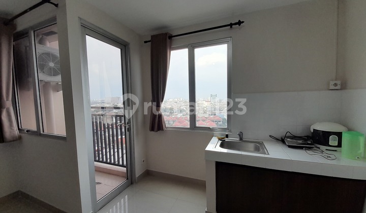 Dijual Apartemen Sudirman Suites Full Furnished Siap Huni
Lantai : 15 (Rosewood)
Tipe : 1 Bedroom
Luas : 29 m²
KM : 1
Water Heater & AC
Hadap : timur

Open price : 425 juta nego
 2