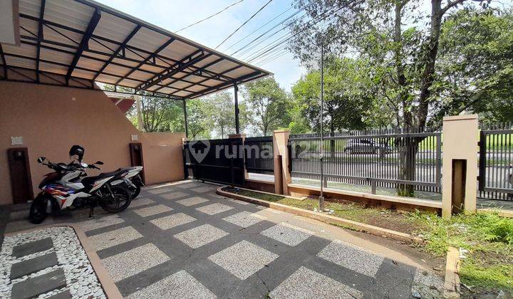 Disewa Rumah Cantik di Batununggal Indah  1