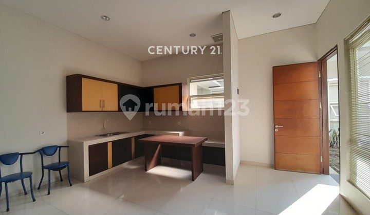 Rumah Kantor Strategis Main Road Setraduta 2