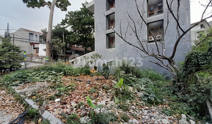 Tanah Jl Lemah Nendeut Sayap Surya Sumantri Area Ramai