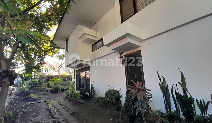 Rumah Sayap Jl Sunda & Jl Sumateralokasi Strategis Posisi Hook