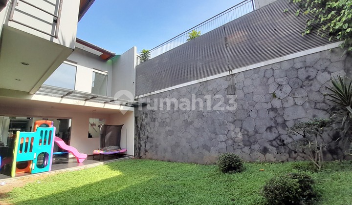 Luxury Minimalist Modern House in Setrasari Area, South Setrawangi Street. 2