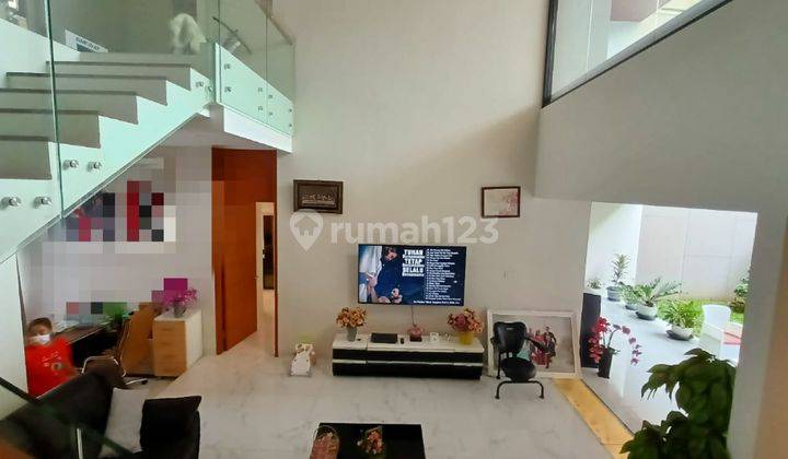 Rumah Lux singgasana Pradana cluster Favorit  1