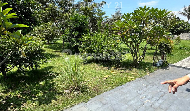 Luxury House at Buahbatu Square Bandung. 2