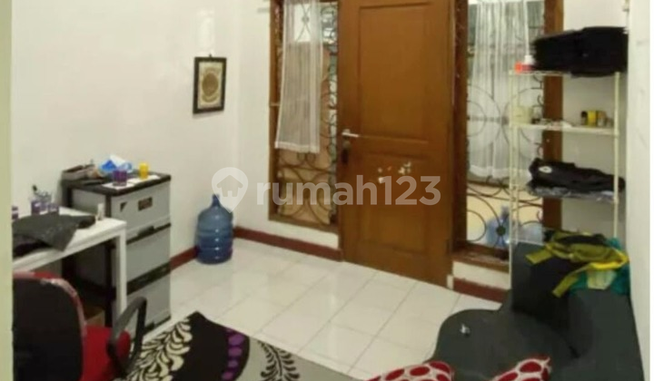 Rumah Nyaman Terawat di Komplek Adipura Bandung