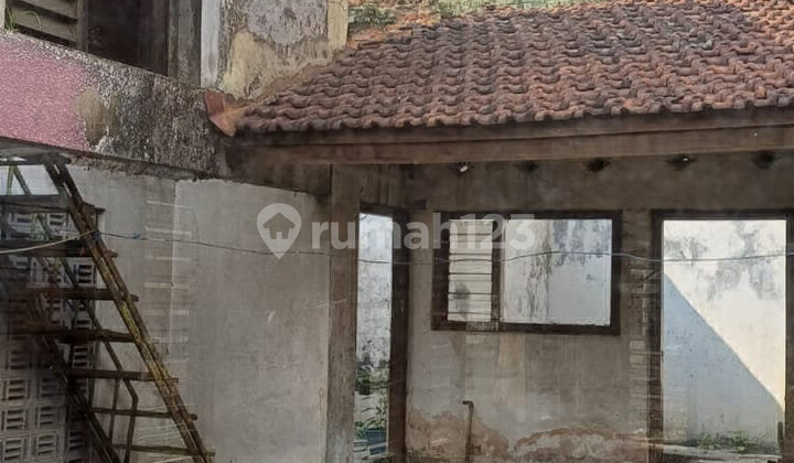 Rumah Klasik Cocok Buat Usaha, Dekat Akses Tol