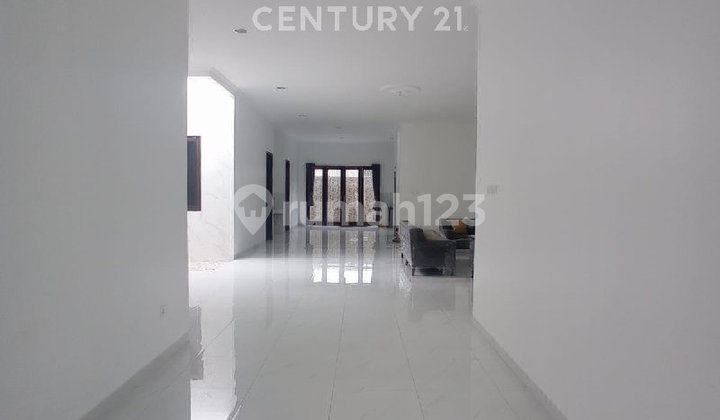 Modern and Minimalist New House in Arcamanik 2