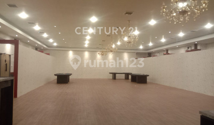 Gedung Serbaguna Cocok untuk Tempat Usaha Gedung Serbaguna Cocok untuk Tempat Usaha