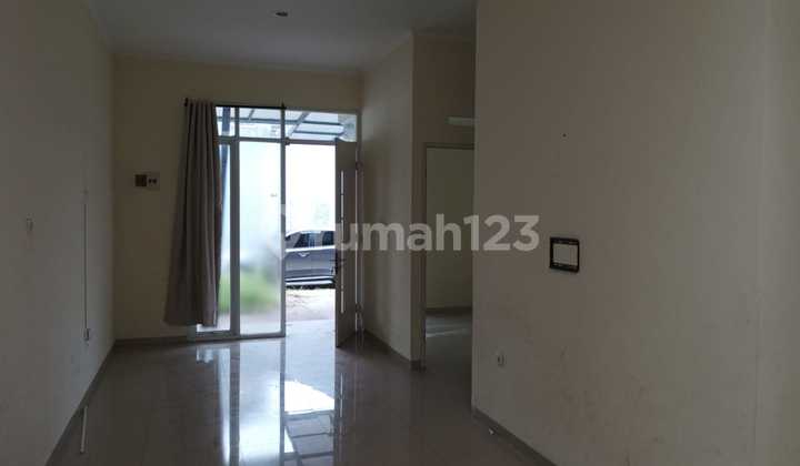 Rumah Asri Terawat di Jl De Marrakesh Bandung Rumah Asri Terawat di Jl De Marrakesh Bandung