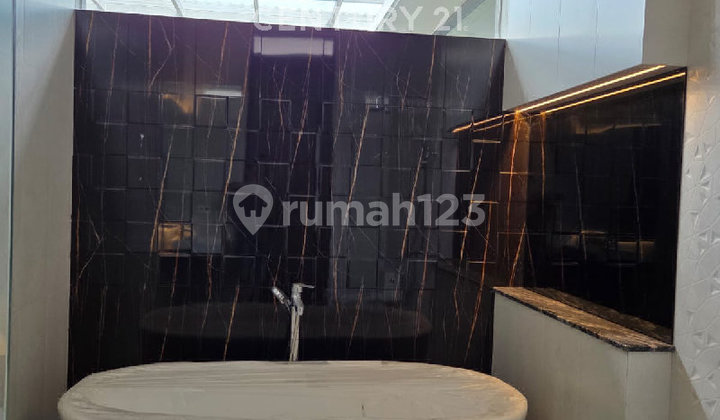 Rumah 2 Lantai Summarecon Bandung 2