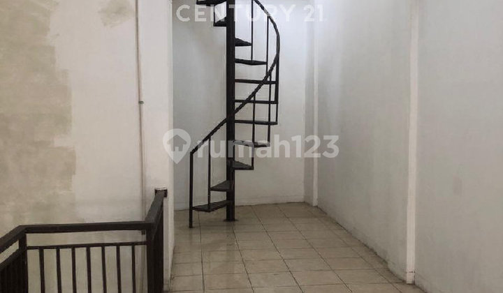 Mainroad Shop House in Rancaekek with Busy Access and Close to Toll Gate 2