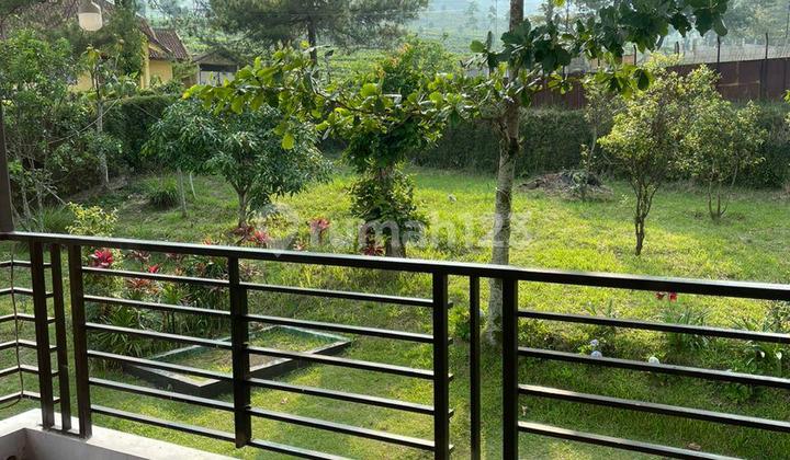 Well-Maintained Villa House Near Tea Plantation and Hot Springs in Bandung