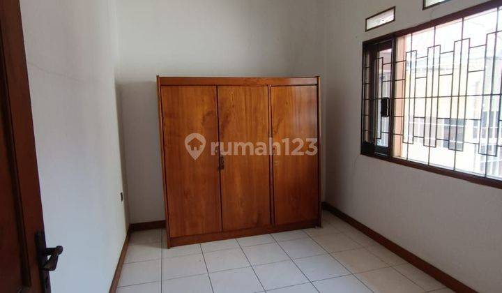 Rumah Kos 3 Lantai Area Kampus  2