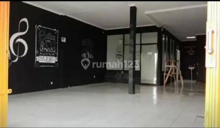 Ruko depan kampus di Tanggerang 2