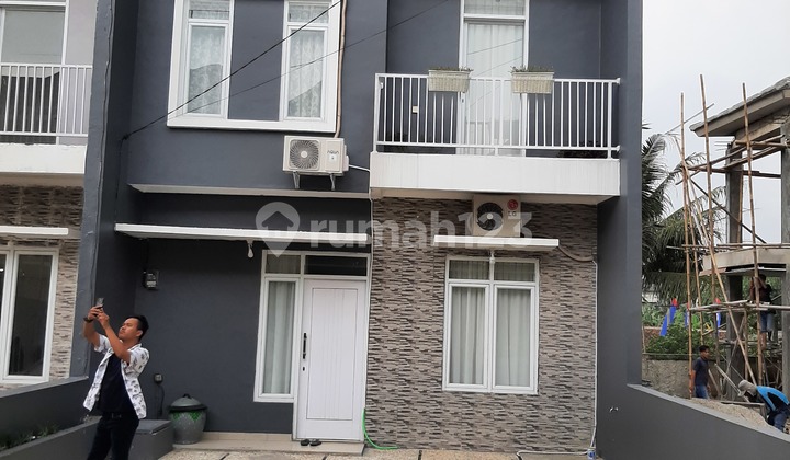 Town house 2 tingkat harga 1 tingkat 10