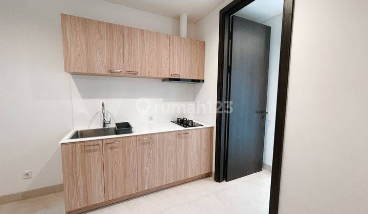 Cluster Florence Rumah 3 Lantai Baru Furnished SHM di Pantai Indah Kapuk, Jakarta Utara 2