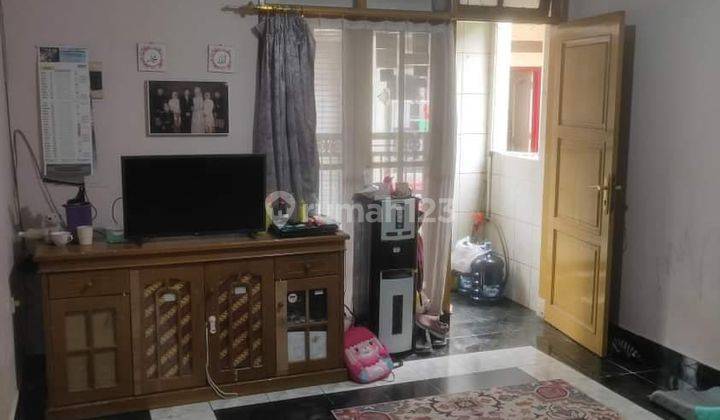 Sale Rumah 2 Lantai Bagus Furnished SHM di Kebayoran Lama Kota Jakarta Selatan Dekat Mall Gandaria City 1