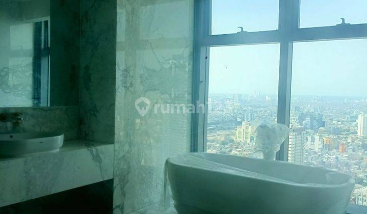 Penthouse Apartement Mewah 57 Promenade 4 BR Semi Furnished Baru 2