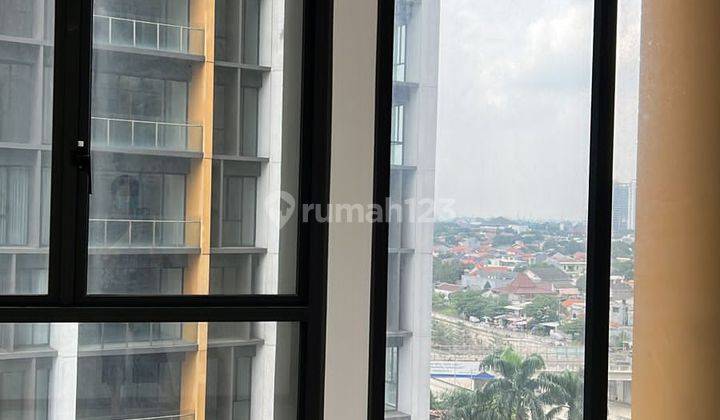 Dijual Apartement Izzara Apartement 2 BR Furnished Baru Tb Simatupang Jakarta Selatan 1