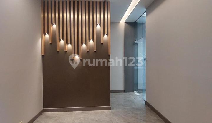 Perkantoran di SCBD, Jakarta Selatan 334 m Baru SHM