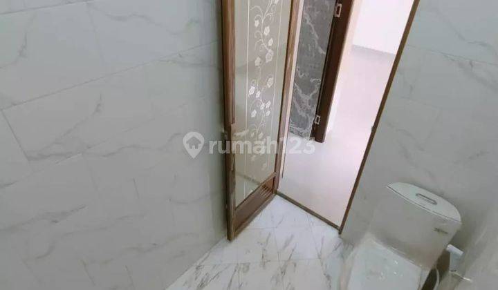 RUMAH SIAP HUNI DENGAN MATERIAL UNGGULAN DI JATIASIH 8