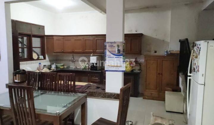 Rumah Luas Dan Rapi Semi Furnished Lantai 3 Ada Dak Terletak Di Depan Sport Club Taman Semanan Indah Rumah Luas Dan Rapi Semi Furnished Lantai 3 Ada Dak Terletak Di Depan Sport Club Taman Semanan Indah