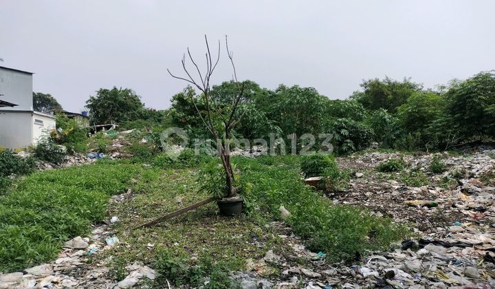 Tanah Ngantong 10x775 Cocok Untuk Lapangan Paddle, Perumahan, Hotel, Kost Kost An, Gedung Terletak Di Taman Palem Lestari 