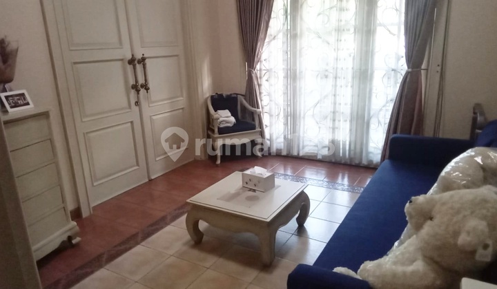 Rumah Hook Lokasi Di Boulevard Cocok Untuk Tempat Tinggal, Kantor, Klinik, Apotek Hadap Timur Dan Tenggara Terletak Di Citra Garden 3 Extension