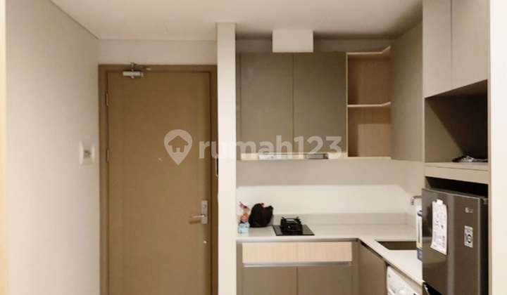 Apartemen Langka Ada Private Balcony, Private Lift, Sudah Shmsrs Full Furnished Siap Huni Material Marmer Teletak Di Gold Coast Pantai Indah Kapuk Pik 1 2