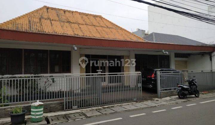 Rumah Luas Dan Strategis Di Pusat Kota  Pasar Baru  1