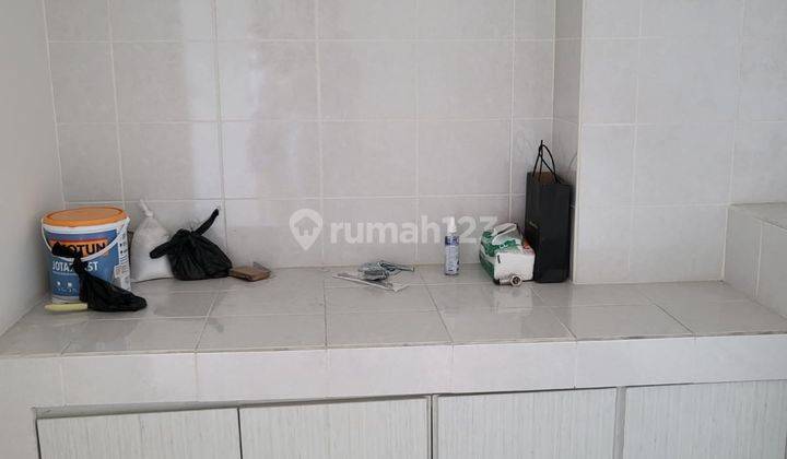 Apartment Westpoint 2 Kamar Tidur Free IPL Bulanan Semi Furnished 10