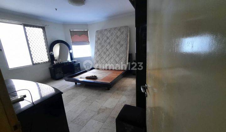 Apartemen Luas Mangga Dua Court 4 Kamar Tidur 180m² 5