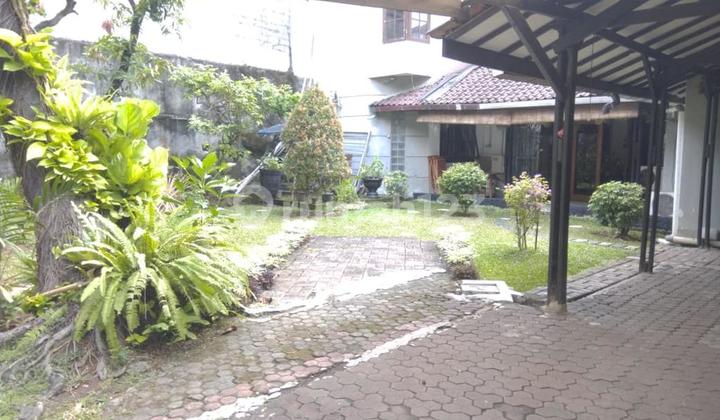Rumah Cantik Jatinegara 608 m² Sudah Direnovasi 13