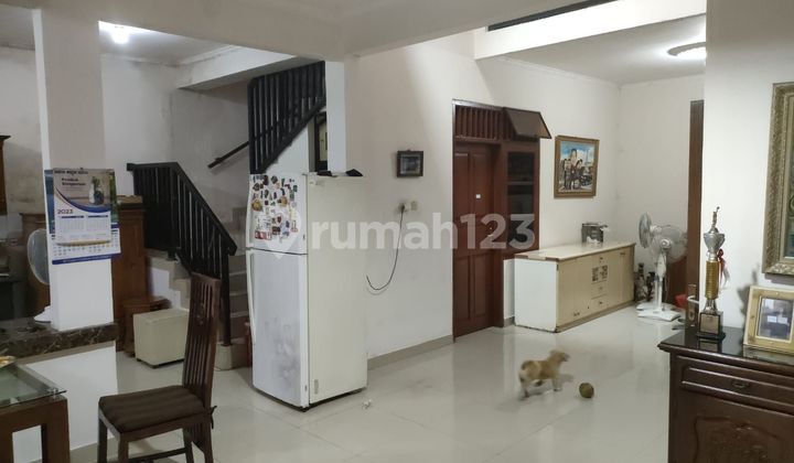 Rumah Murah Di Bawah Njop 2 Lantai Semi Furnished Posisi Di Depan Sport Centre Teletak Di Perumahan Taman Semanan Indah Kalideres Cengkareng 2